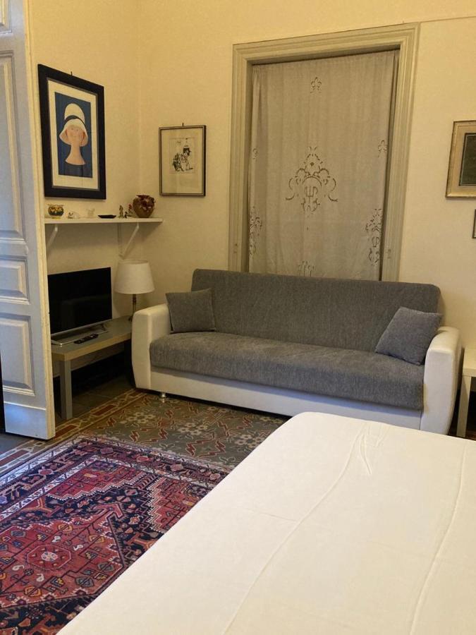 L'Oasi Di Sofia Appartamento Turistico Etnea Cavour Bellini 卡塔尼亚 外观 照片